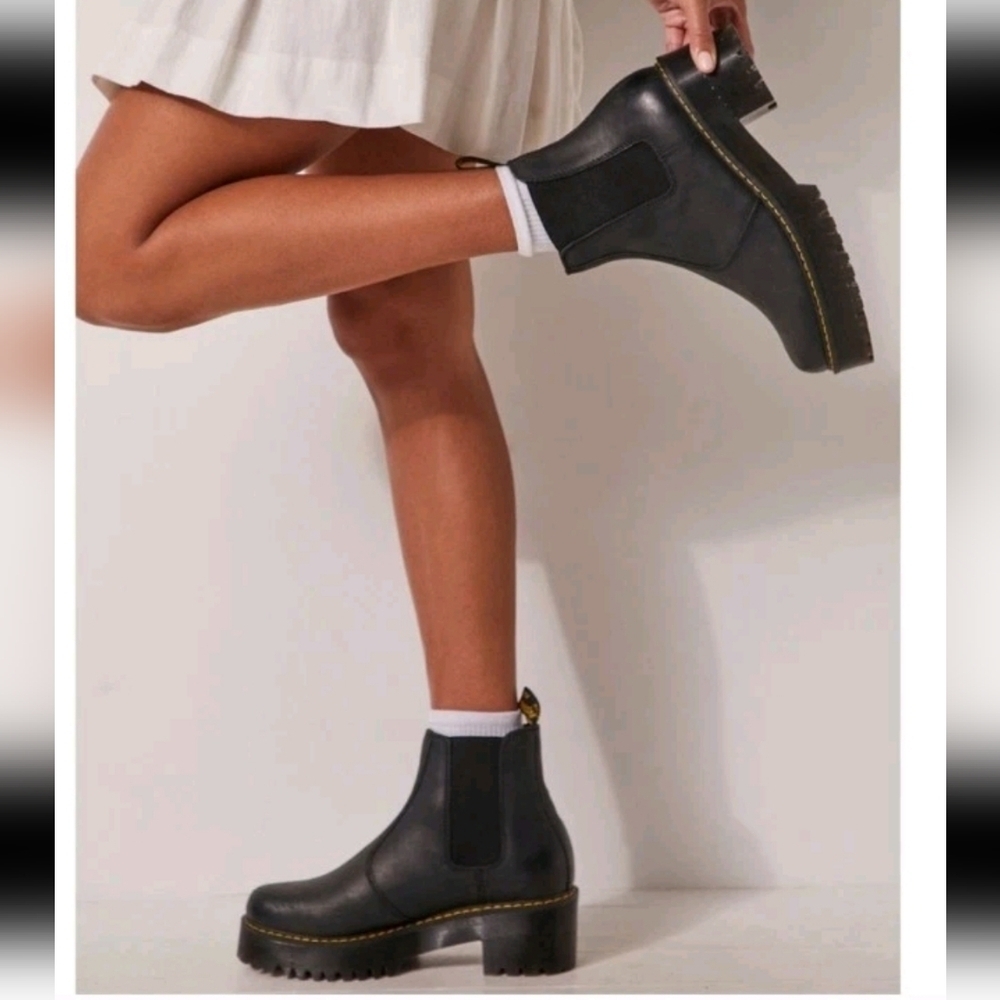 Dr. Marten Black Womens Rometty Wyoming Leather Platform Pull On Chelsea Boots 7 - Picture 1 of 14